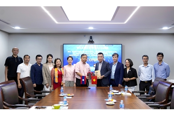 CONINCO tiếp đón lãnh đạo Bộ Công chính & Vận tải CHDCND Lào sang thăm và làm việc