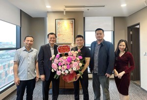 Lãnh đạo Viện Kiến trúc quốc gia đến thăm và chúc mừng Ban lãnh đạo mới của CONINCO