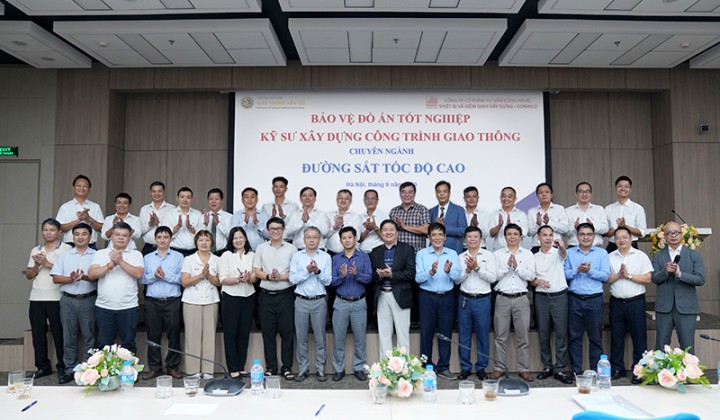 CONINCO phối hợp với Trường Đại học Giao thông vận tải tổ chức Lễ Bảo vệ đồ án tốt nghiệp lớp Kỹ sư Đường sắt tốc độ cao