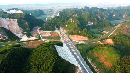 Cao tốc Bắc - Nam đoạn Mai Sơn - QL45