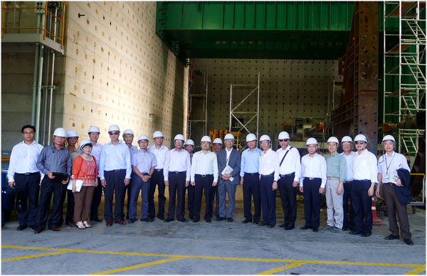 CONINCO ký thỏa thuận hợp tác về xây dựng hệ thống tiêu chuẩn chất lượng giàn giáo thép trong các công trình xây dựng Việt Nam với Công ty TNHH Maruichi Steel Tube trong chuyến công tác của Ðoàn công tác Bộ Xây dựng đến thăm và làm việc tại Nhật Bản