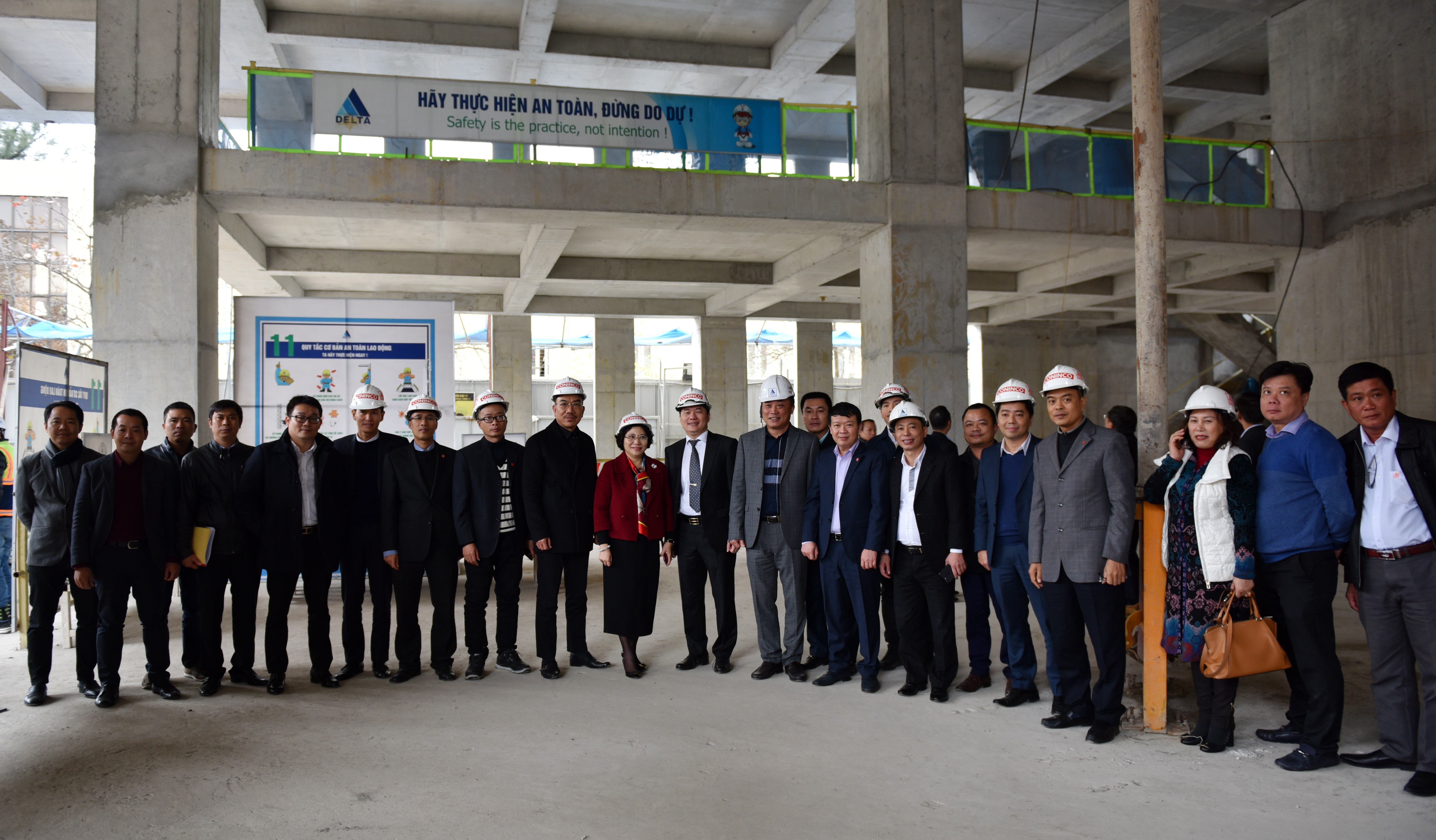 Deputy Minister Construction visited CONINCO TOWER project site