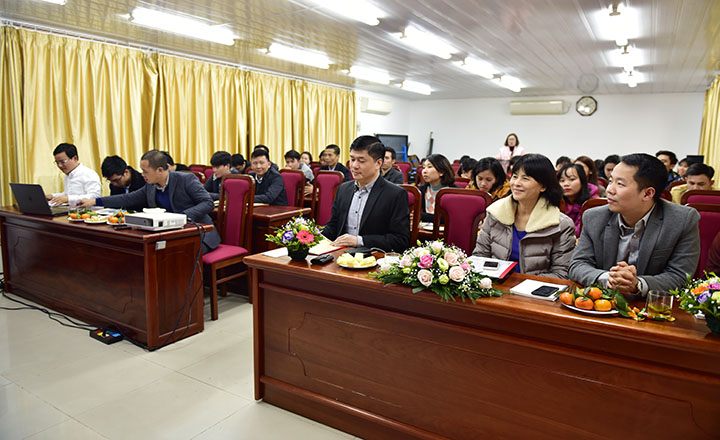 Hội nghị kiểm điểm công tác năm 27 và kế hoạch phát triển năm 28 đơn vị do PTGĐ Nguyễn Đăng Quang phụ trách