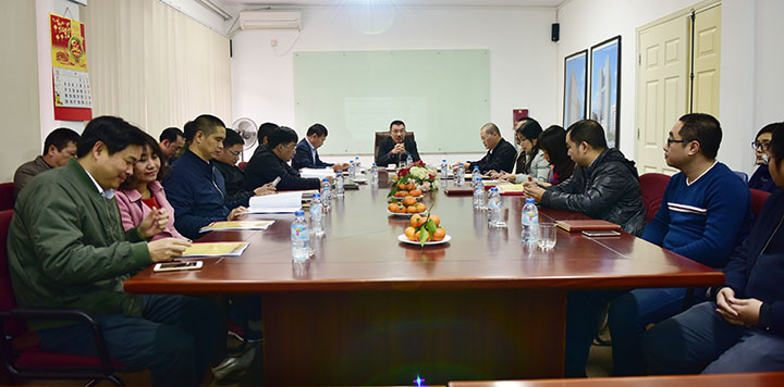 Hội nghị kiểm điểm công tác năm 27 và kế hoạch phát triển năm 28 đơn vị do PTGĐ Nguyễn Mạnh Tuấn phụ trách