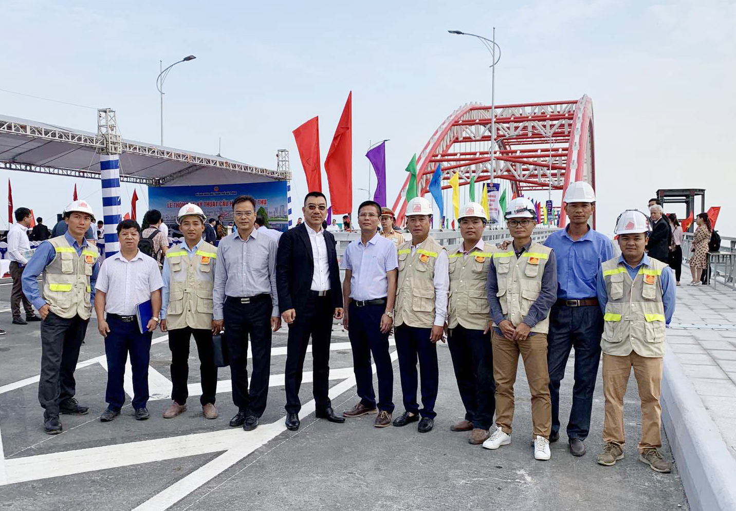 CONINCO attended the traffic opening ceremony fly-bird-type concrete filled steel tube CFST arch bridge Hoang Van Thu – Hai Phong