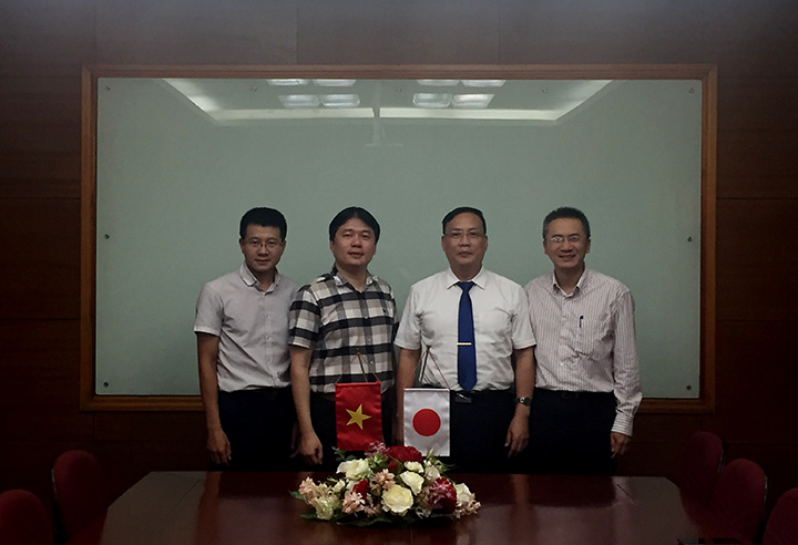 Đại học Việt Nhật đến thăm và làm việc tại CONINCO