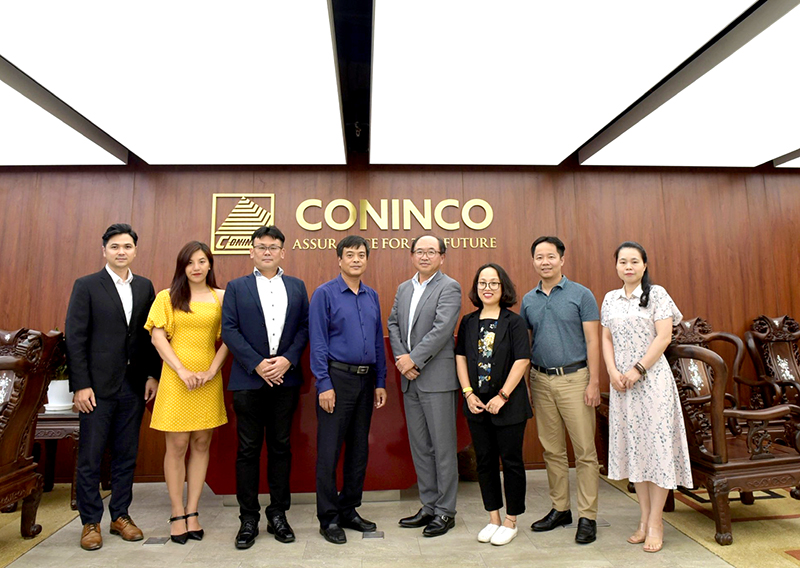 Đại diện AGC – Tập đoàn hàng đầu thế giới của Nhật Bản trong lĩnh vực cung cấp vật liệu, linh kiện công nghệ cao đến thăm và làm việc tại CONINCO