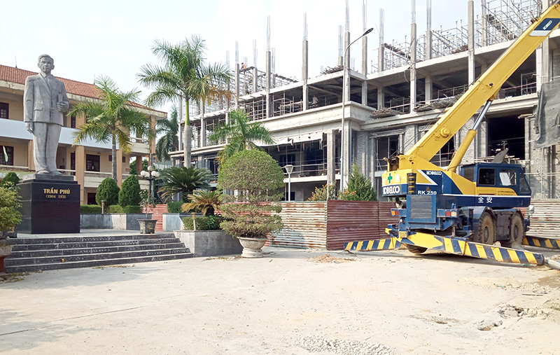 Đoàn kiểm tra dự án Đầu tư xây dựng, nâng cấp Trưởng THPT Trần Phú, Tp Móng Cái