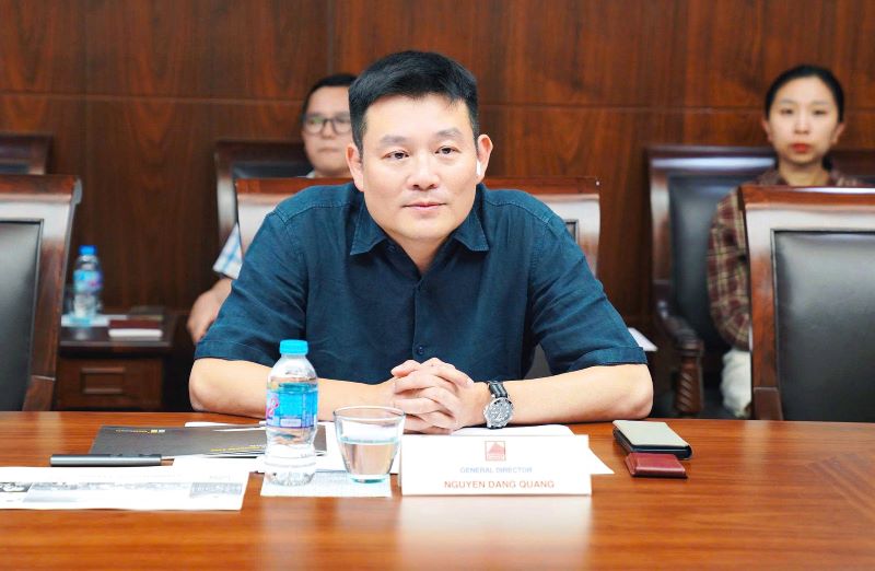 Tổng gi&aacute;m đốc Nguyễn Đăng Quang gửi lời cảm ơn sự hiện diện của CorePeelers